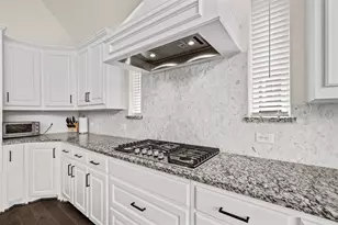 3613 Hanover Ct, The Colony, TX 75056 - Photo 9