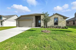 629 Mooney Dr, Saginaw, TX 76179 - Photo 3