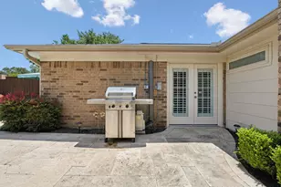 7423 Whispering Pines Dr, Dallas, TX 75248 - Photo 29