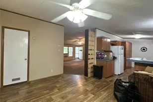 109 Coolibar Ct, Weatherford, TX 76085 - Photo 9