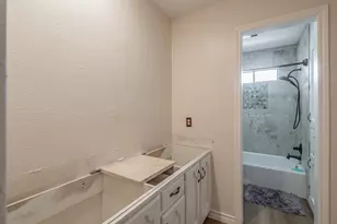 707 Kyle Dr, Arlington, TX 76011 - Photo 29