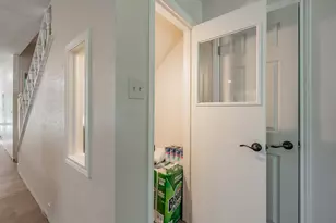 707 Kyle Dr, Arlington, TX 76011 - Photo 7