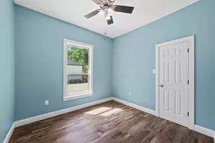 2212 Clay Ave, Waco, TX 76706 - Photo 9