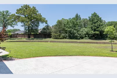 902 E South Street, Lindale, TX 75771 - Photo 39