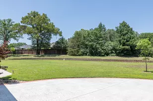 902 E South St, Lindale, TX 75771 - Photo 39