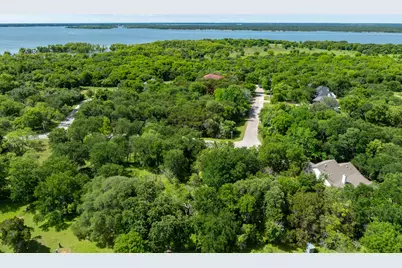 21086 Trailwood Drive, Whitney, TX 76692 - Photo 9