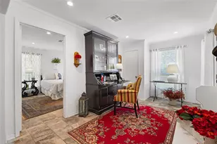 218 Rainbow Dr, Woodway, TX 76712 - Photo 21