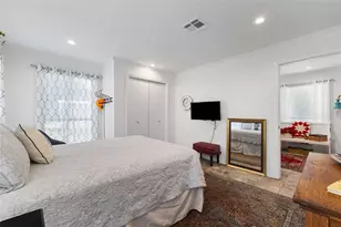 218 Rainbow Dr, Woodway, TX 76712 - Photo 23