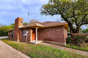 2202 Bolivar St, Denton, TX 76201 - Photo 1