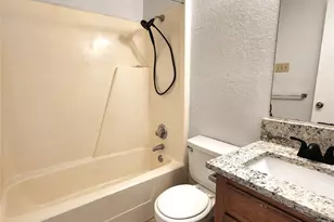 2202 Bolivar St, Denton, TX 76201 - Photo 31