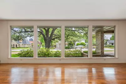 2900 Simondale Drive, Fort Worth, TX 76109 - Photo 3