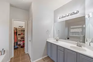 2005 Sterling Gate Dr, Heartland, TX 75126 - Photo 17