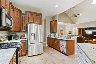 128 Creek Ridge, Waco, TX 76708 - Photo 17