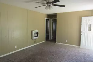 344 Castle Dr, Pottsboro, TX 75076 - Photo 11