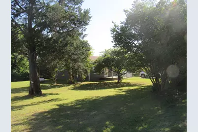 344 Castle Drive, Pottsboro, TX 75076 - Photo 3