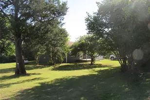 344 Castle Dr, Pottsboro, TX 75076 - Photo 3