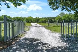 600 Co Rd 1790, Sunset, TX 76270 - Photo 3