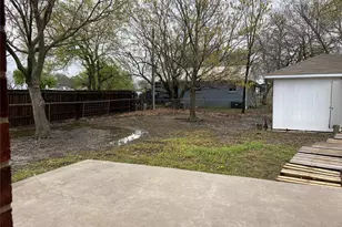 1102 N Main St, Leonard, TX 75452 - Photo 21