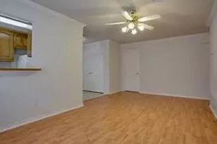 3233 S Univ Dr, Fort Worth, TX 76109 - Photo 11