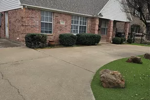 3233 S Univ Dr, Fort Worth, TX 76109 - Photo 3