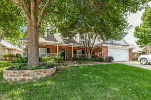 2404 Summer Ct, Arlington, TX 76001 - Photo 5