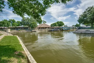 501 Panama Court, Granbury, TX 76048 - Photo 23