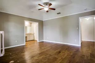 501 Panama Ct, Granbury, TX 76048 - Photo 15