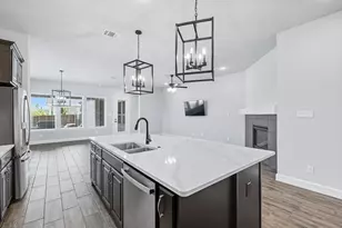 4760 Kings Garden Pkwy, Arlington, TX 76005 - Photo 7