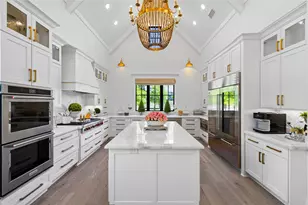 940 La Vista Dr, Tyler, TX 75703 - Photo 9