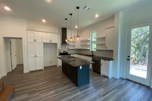 1600 Willow Wood Dr, Azle, TX 76020 - Photo 9