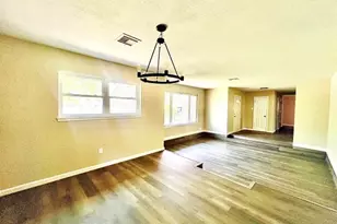 5409 Edinburgh Dr, Waco, TX 76710 - Photo 5