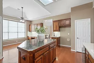 4802 Walton Heath Dr, Garland, TX 75044 - Photo 9