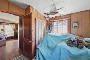 402 S Watson St, Alvarado, TX 76009 - Photo 29