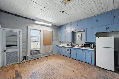 402 S Watson Street, Alvarado, TX 76009 - Photo 13