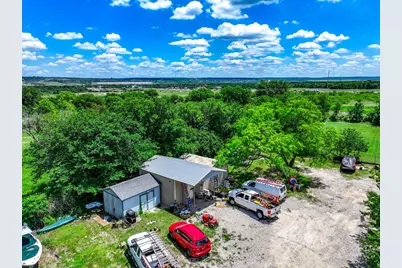 1013 E Fishcreek Road, Grand Prairie, TX 75052 - Photo 15