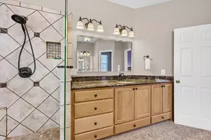 615 Kiowa Dr W, Lake Kiowa, TX 76240 - Photo 23