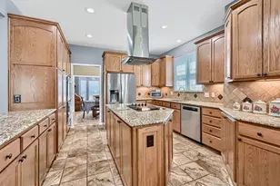 615 Kiowa Dr W, Lake Kiowa, TX 76240 - Photo 15