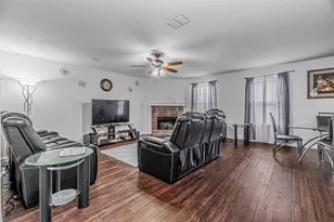 3016 Cesareo Dr, Grand Prairie, TX 75052 - Photo 11