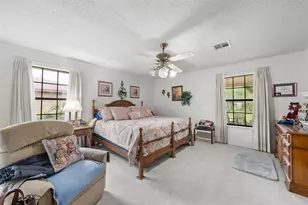 402 N Walnut St, Lacy Lakeview, TX 76705 - Photo 15