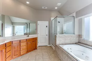 6306 Shadow Valley Dr, Burleson, TX 76028 - Photo 13