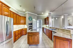 6306 Shadow Valley Dr, Burleson, TX 76028 - Photo 9