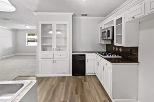 103 Comanche Ct, Waxahachie, TX 75165 - Photo 11