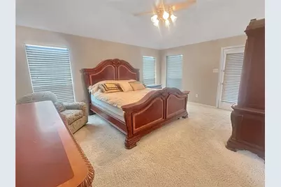 10717 Greenview Court, Benbrook, TX 76126 - Photo 7