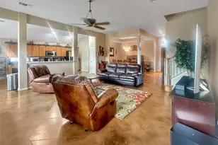 10717 Greenview Ct, Benbrook, TX 76126 - Photo 3