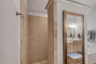 10717 Greenview Ct, Benbrook, TX 76126 - Photo 9