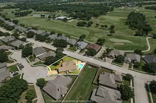 10717 Greenview Ct, Benbrook, TX 76126 - Photo 33