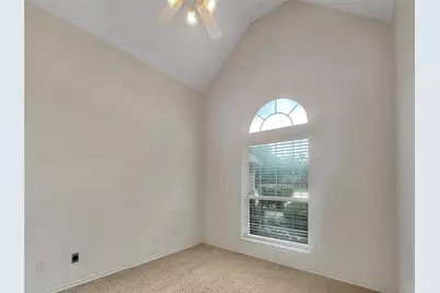 10717 Greenview Court, Benbrook, TX 76126 - Photo 17