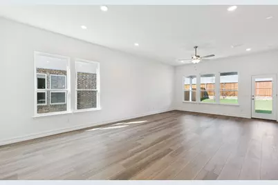 5866 Blackwell Avenue, Pilot Point, TX 75009 - Photo 5