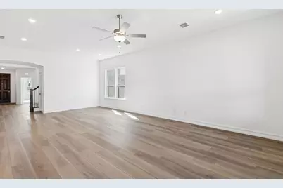 5866 Blackwell Avenue, Pilot Point, TX 75009 - Photo 3