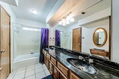 2138 Wellington Drive, Grand Prairie, TX 75051 - Photo 19